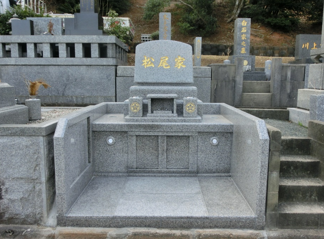松尾家の墓